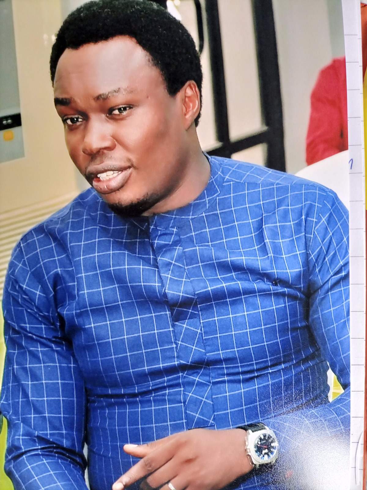 Offiong Eyo Essien (Mr. Klinton)